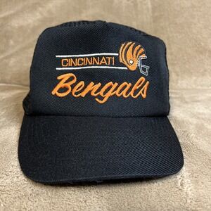 Vintage Cincinnati Bengals Corduroy Mesh Snapback NFL Football Black Trucker Cap